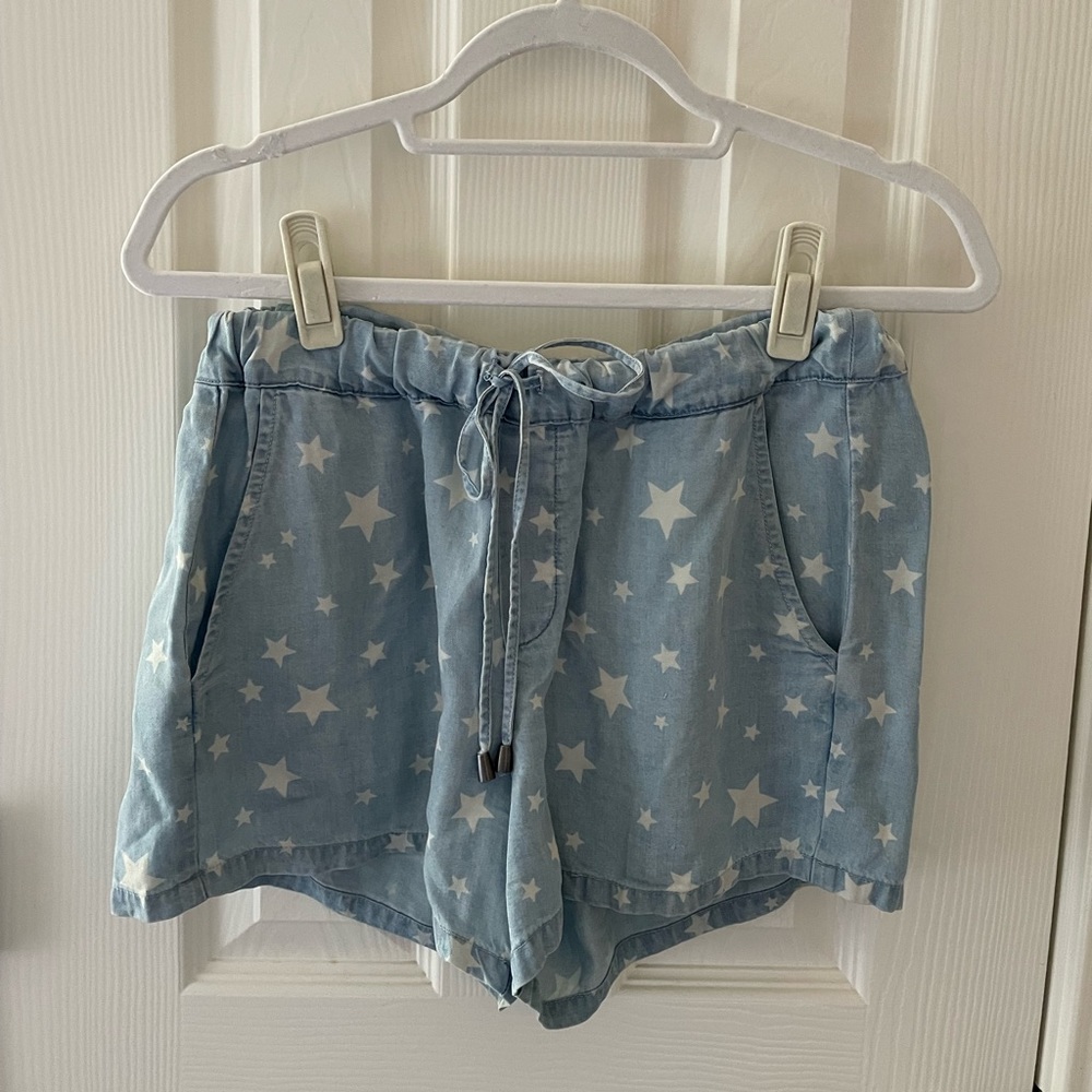 Splendid chambray short with stars